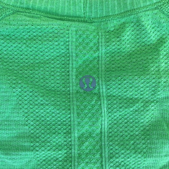 Lululemon run swiftly short sleeve crew size 6 - Picture 2 of 4